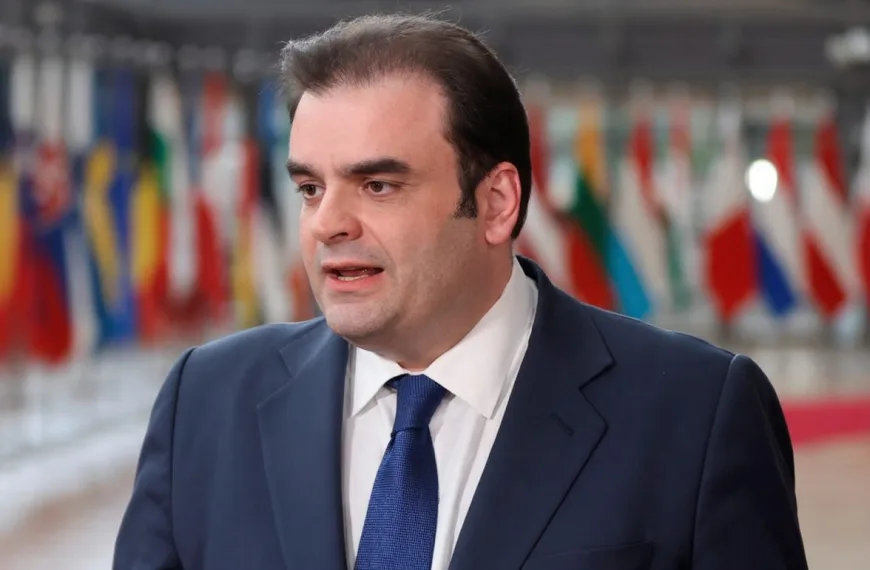 Πιερρακάκης: Το ερώτημα είναι, θέλουμε να είμαστε η γενιά πολιτικών που θα απελευθερώσει το δυναμικό της ΕΕ ή όχι;