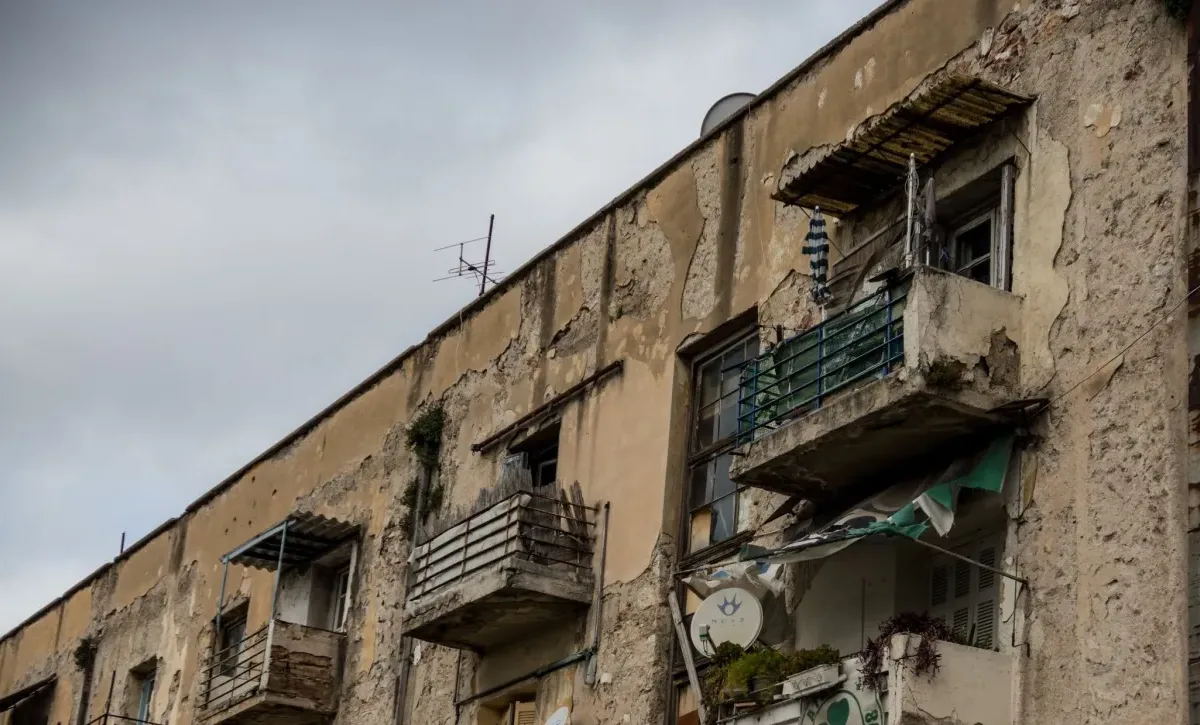 Προσφυγικά Λεωφόρου Αλεξάνδρας: Έκκληση Δούκα για διάλογο ενώ η ζωή του απεργού πείνας κρέμεται από μια κλωστή