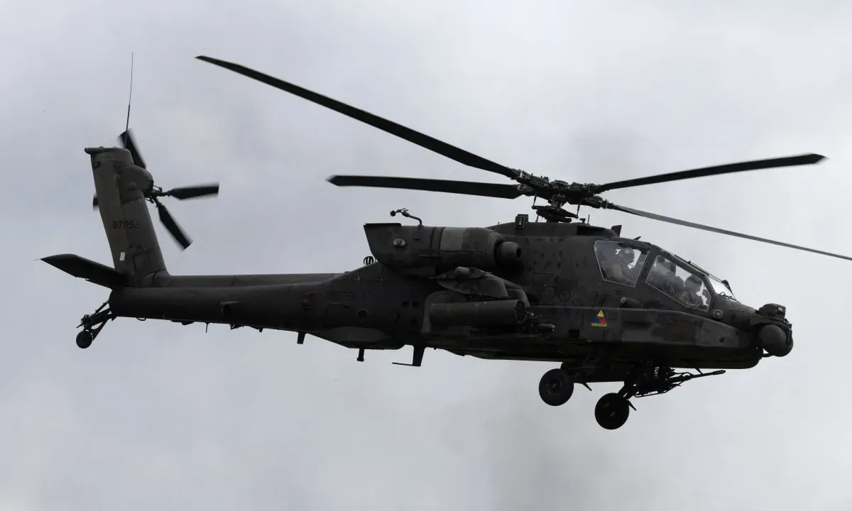Κατάρριψη αμερικανικού Apache από το Ιράν στα Στενά του Ορμούζ
