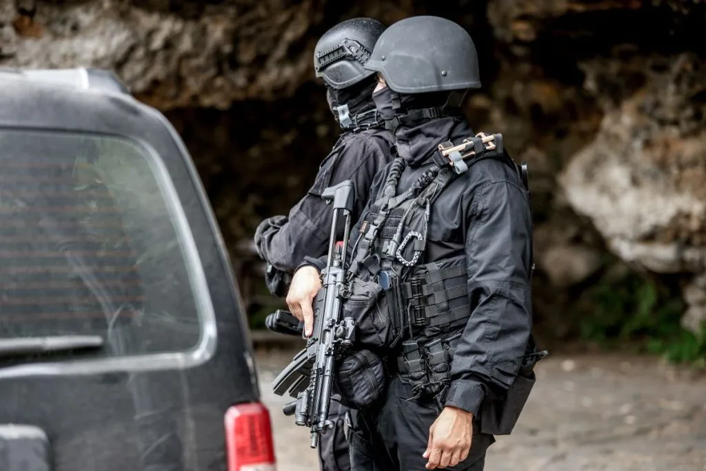 Σύλληψη Παλαιστίνιου στην Κρήτη: Οι διασυνδέσεις με τη Χαμάς, το «εργαστήριο» στα Πατήσια και το σενάριο επίθεσης σε ισραηλινούς στόχους