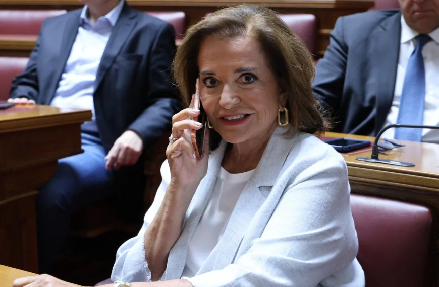 Μπακογιάννη και Αθανασίου απέναντι στην πρόταση της ΝΔ για εξαετή θητεία του Προέδρου της Δημοκρατίας