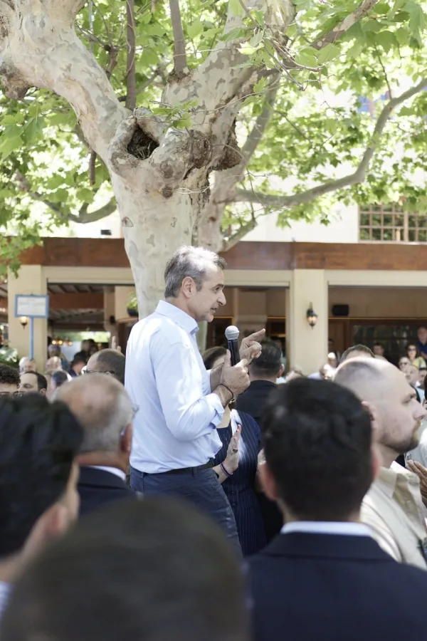 Μητσοτάκης από τη Ρόδο: σταθερότητα, αυτοδυναμία και «τελική ευθεία» προς τις εκλογές του 2027