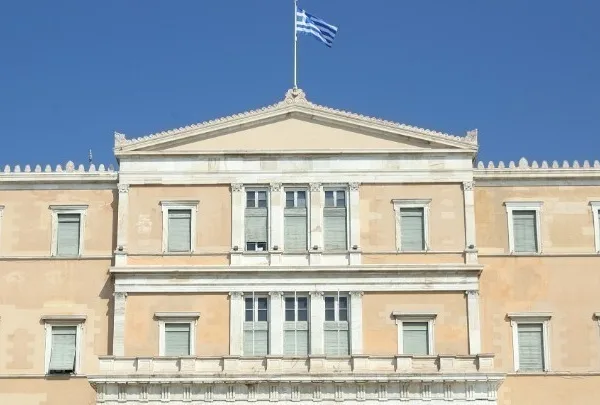 Συνταγματική Αναθεώρηση: Η Νέα Δημοκρατία ανοίγει τον φάκελο των μεγάλων θεσμικών αλλαγών