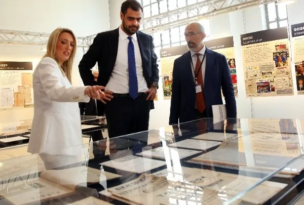 Υπερπληροφόρηση και κρίση αξιοπιστίας: Τι δείχνει η&hellip;