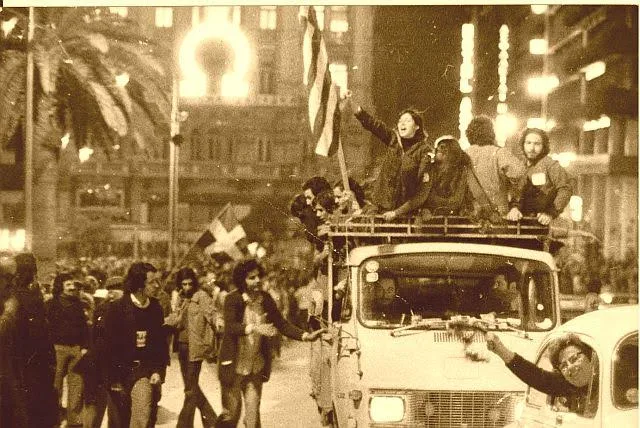 23 Ιουλίου 1974: Η νύχτα που επέστρεψε η Δημοκρατία και το χρέος της ιστορικής μνήμης