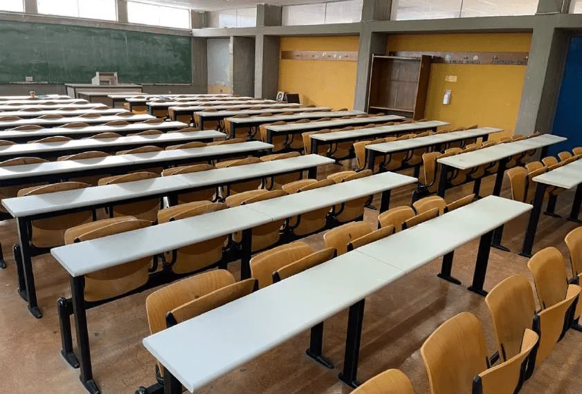 Το πρώτο βήμα της κριτικής είναι η αυτοκριτική: Για το ελληνικό πανεπιστήμιο και το τέλος(;) του