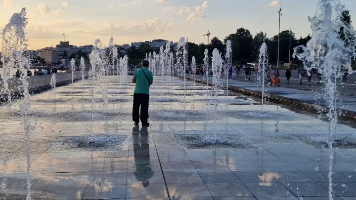 Καιρός: Καύσωνας με θερμοκρασίες έως 41°C – Πού θα σημειωθούν καταιγίδες και αφρικανική σκόνη