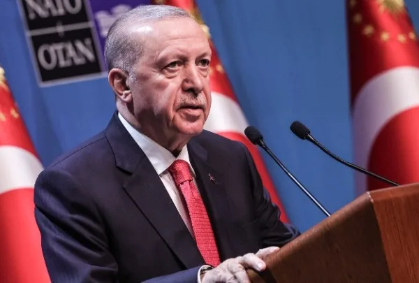 Ερντογάν: «Ας καθίσουμε να συζητήσουμε για το Αιγαίο» αλλά επιμένει στη «Γαλάζια&hellip;