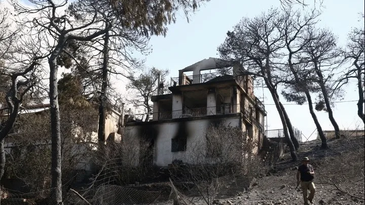 Φονική πυρκαγιά στο Μάτι: Οκτώ χρόνια από την εθνική τραγωδία με τους 104 νεκρούς