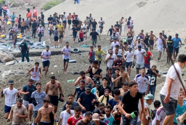 Τραγωδία στη Θέουτα: 57 μετανάστες νεκροί στην προσπάθεια να περάσουν στην Ισπανία – Μαζικές επιστροφές στο Μαρόκο