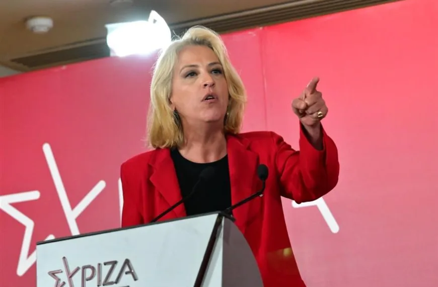 Η δύσκολη εξίσωση της επανένωσης του προοδευτικού χώρου και το στοίχημα της Ρένας Δούρου