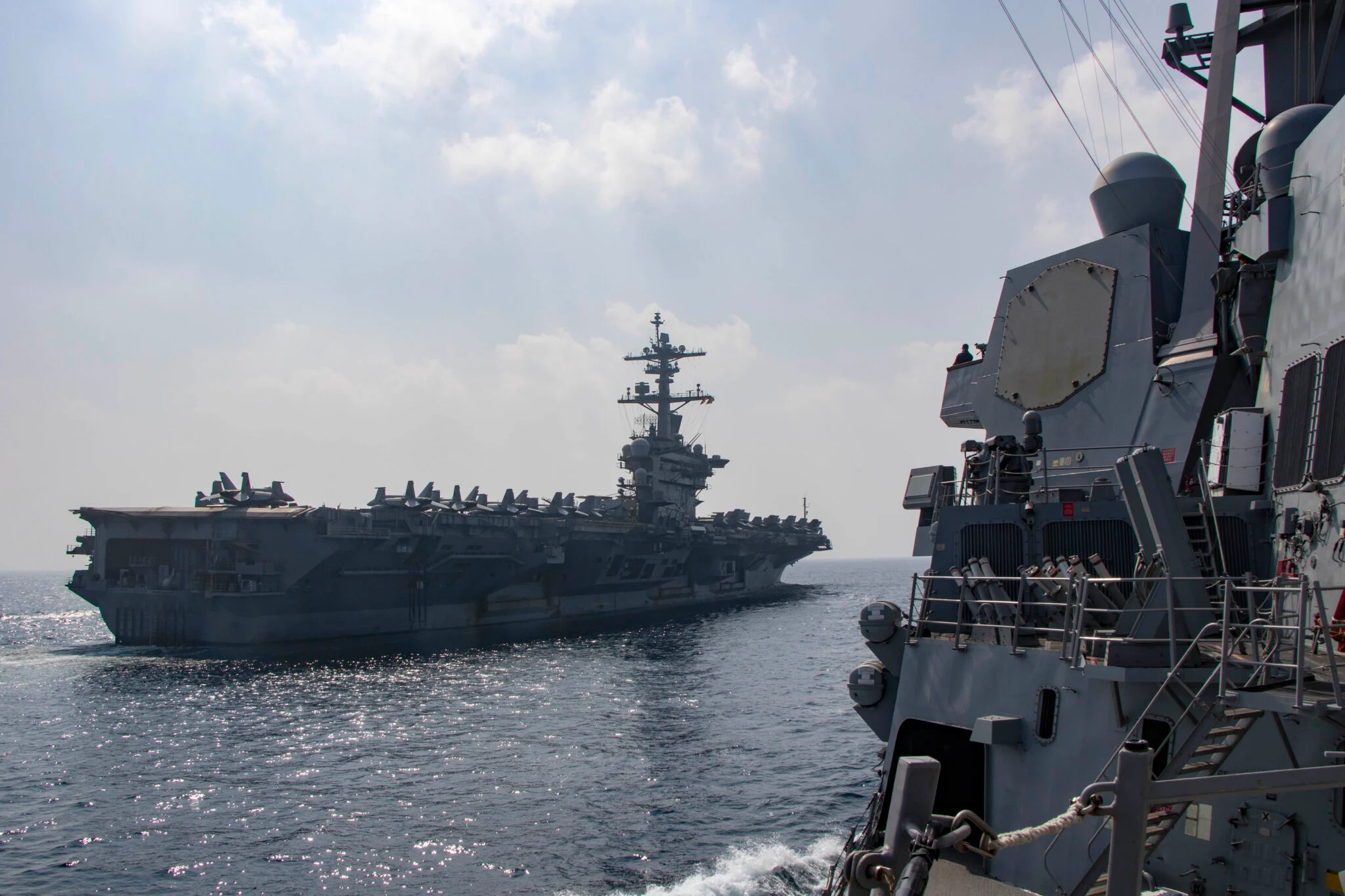 USS Abraham Lincoln: Σε απελπισία το πλήρωμα μετά από 250 ημέρες στη θάλασσα