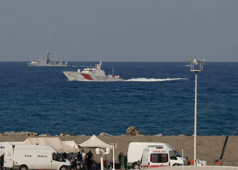 Ναυάγιο στην Κερύνεια: 8 νεκροί και 18 αγνοούμενοι – Αγωνία για τα&hellip;