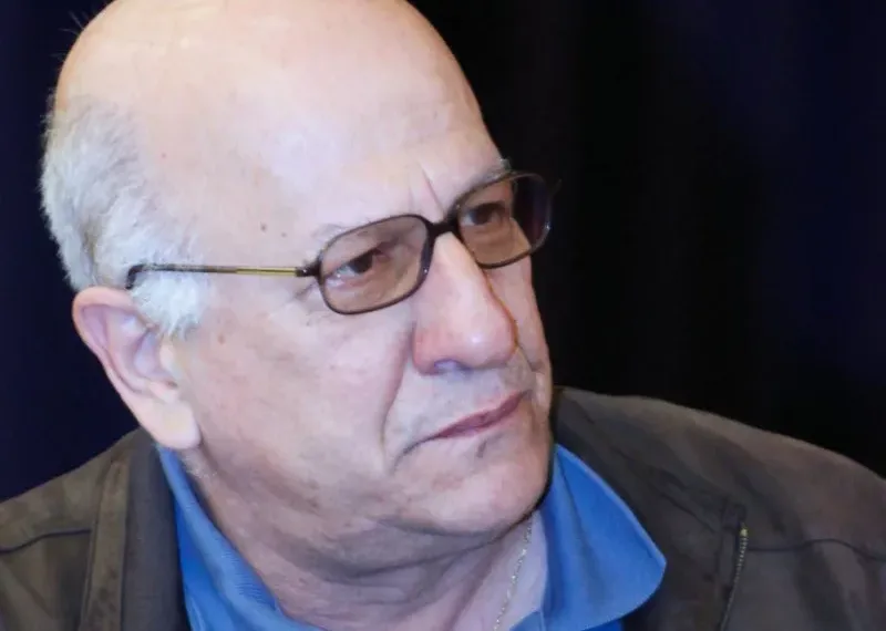 Αντώνης Πανούτσος: Σε κρίσιμη κατάσταση στη ΜΕΘ του «Ευαγγελισμού» – Προσβλήθηκε από τον ιό του Δυτικού Νείλου