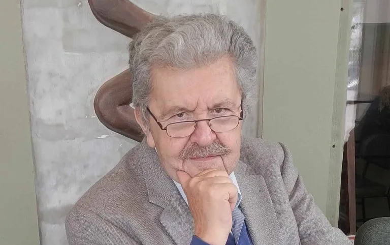 Χρήστος Πριτσαπίδουλας: Πέθανε ο δημοσιογράφος – Η πορεία του στην «Ελευθεροτυπία» και η πολιτική του δράση