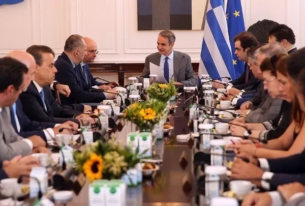 Υπουργικό Συμβούλιο: Τα μηνύματα Μητσοτάκη για οικονομία, ακρίβεια και Τουρκία