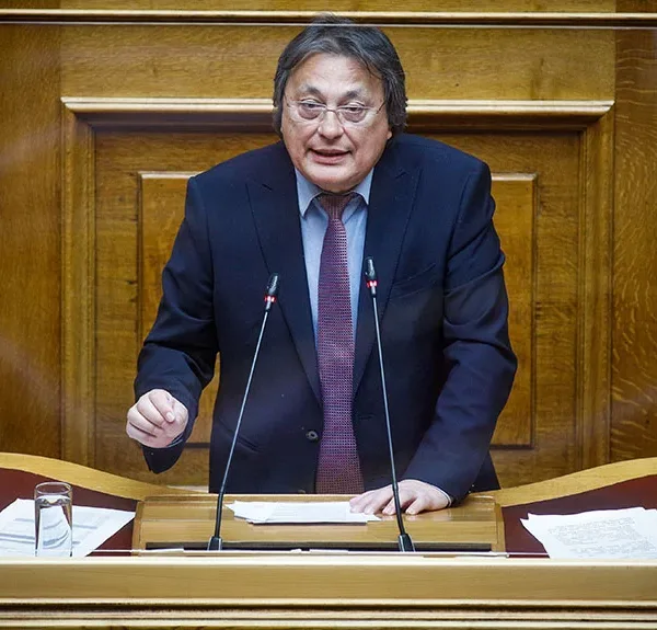 Αλέξανδρος Αυλωνίτης: Εντάχθηκε στην ΚΟ του ΠΑΣΟΚ μετά τη συνάντηση με Ανδρουλάκη