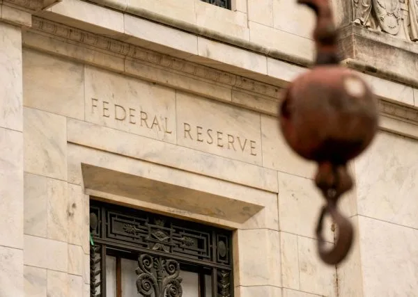 Fed: Αύξηση επιτοκίων κόντρα στον Τραμπ – Νέο σήμα για τον πληθωρισμό