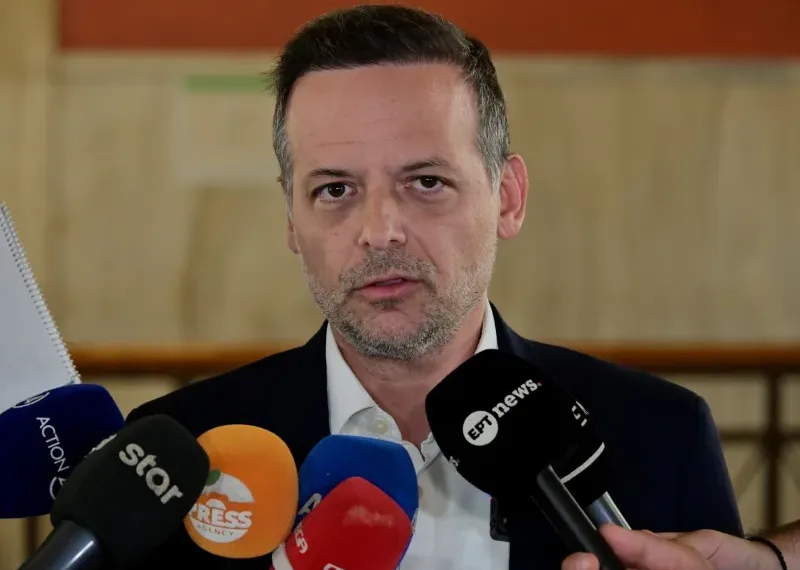 Έκρηξη στην Πλάκα: Τι εξετάζουν οι αρχές για τη διαρροή αερίου και την κατάρρευση του κτιρίου