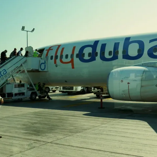 Πτήση Flydubai: Το θρίλερ στον αέρα, η απότομη βουτιά και η αναγκαστική&hellip;