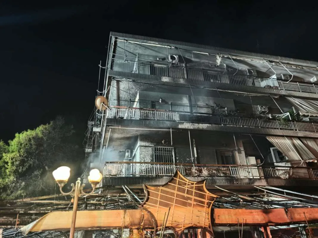Πυρκαγιά σε καφετέρια στη Νέα Ιωνία – Κάηκε ολοσχερώς το κατάστημα