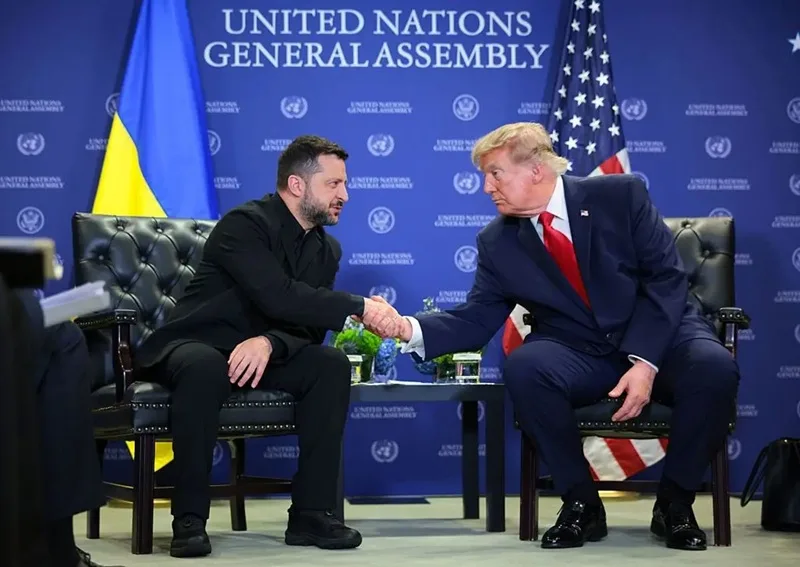Τραμπ – Ζελένσκι: Ενεργειακή εκεχειρία και Patriot στο τραπέζι του ΟΗΕ