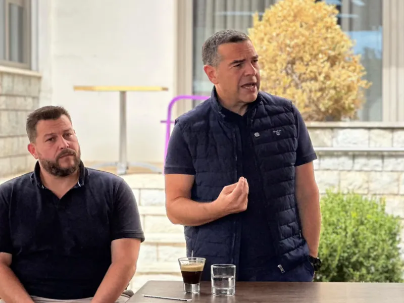 Τσίπρας: «Να παραιτηθεί ο Φλωρίδης»