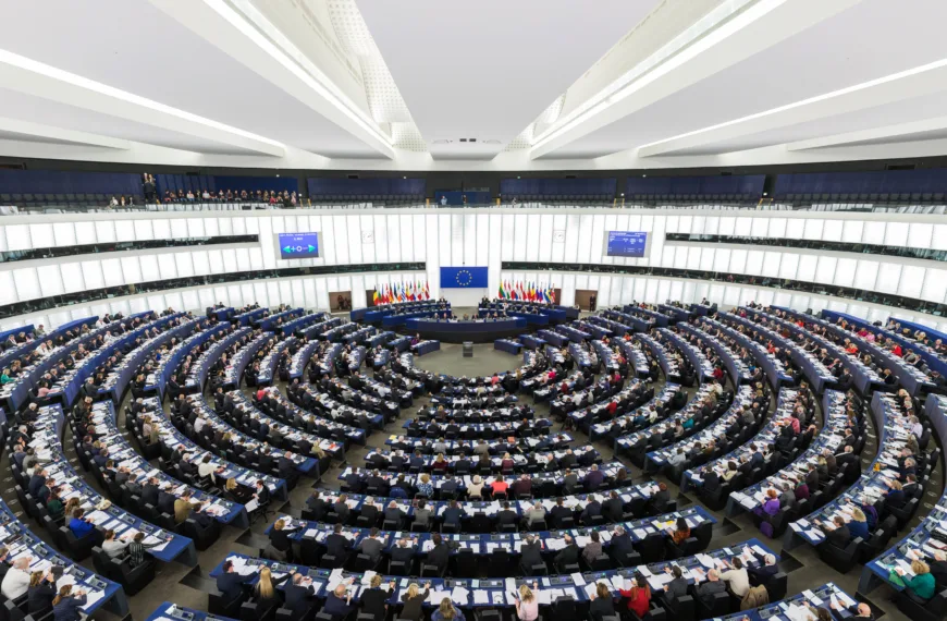 Προϋπολογισμός ΕΕ 2027: Πρόσθετα 1,17 δισ. ευρώ ζητά το Ευρωπαϊκό Κοινοβούλιο