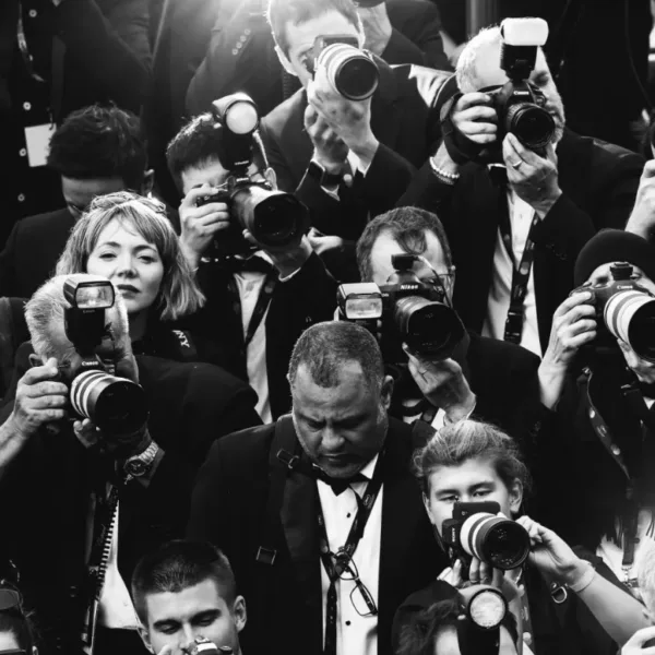 Getty Images: Πτώχευση και έξοδος από το χρηματιστήριο&hellip;
