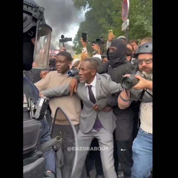 Μπαλί Μπαγκαγίοκο: Ο δήμαρχος του Saint-Denis που μπήκε&hellip;