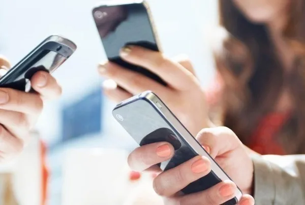 Social media: Τι αλλάζει για τα παιδιά κάτω των 15 από το&hellip;